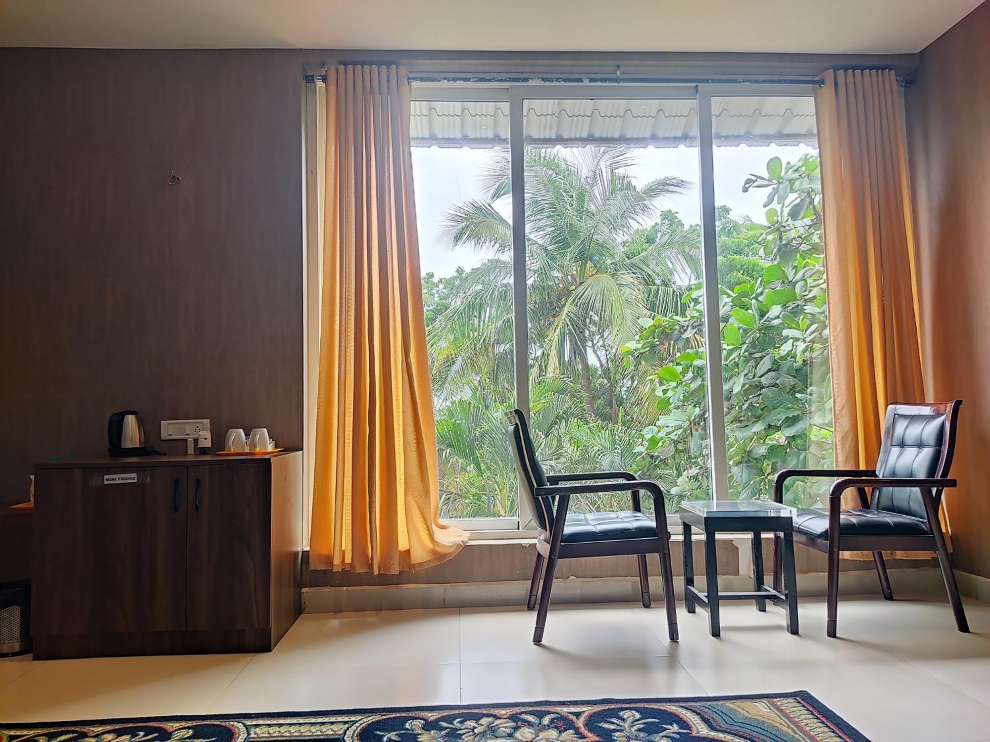 Montecarlo Hotel Mahabalipuram Buitenkant foto