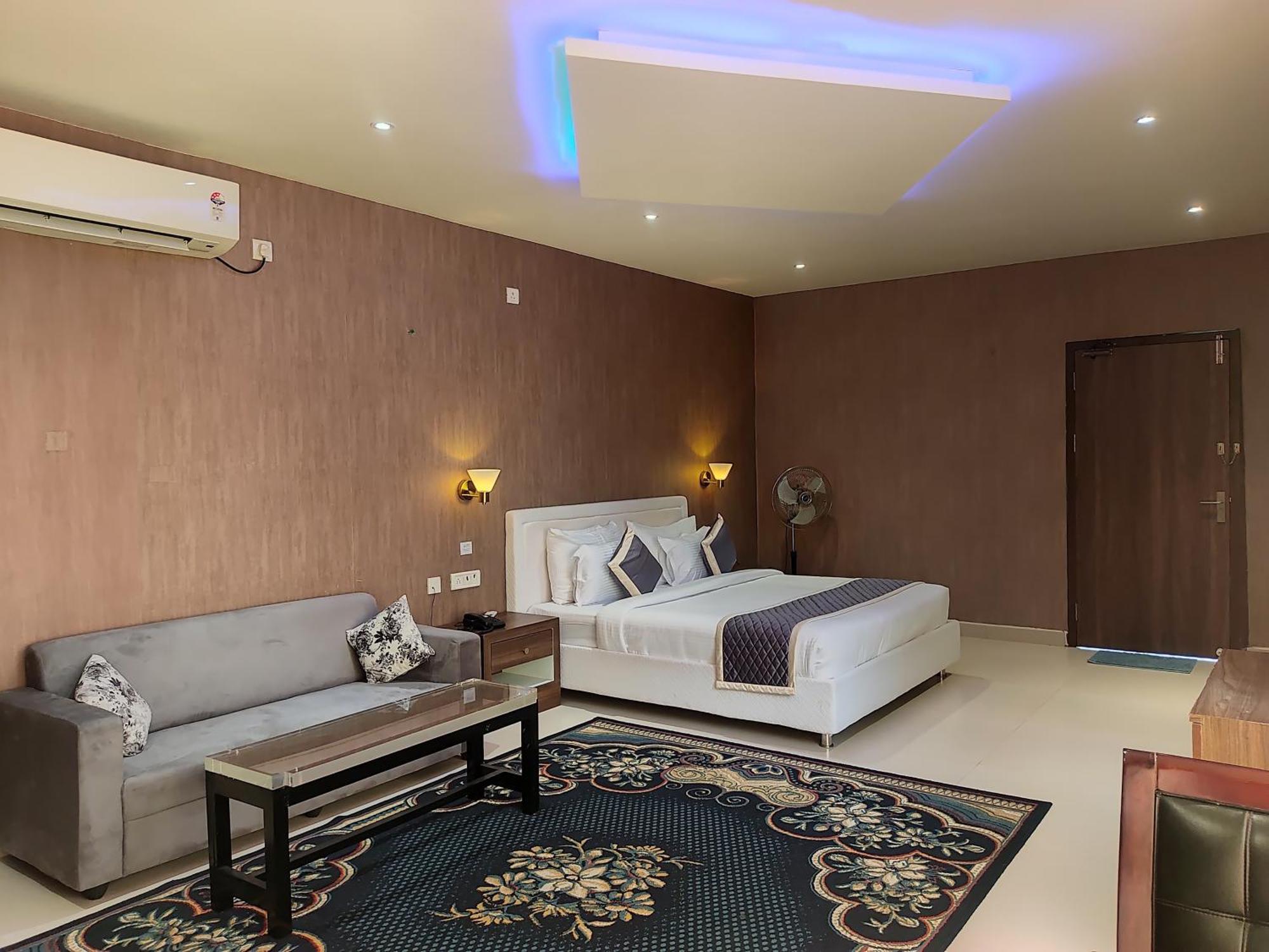 Montecarlo Hotel Mahabalipuram Buitenkant foto